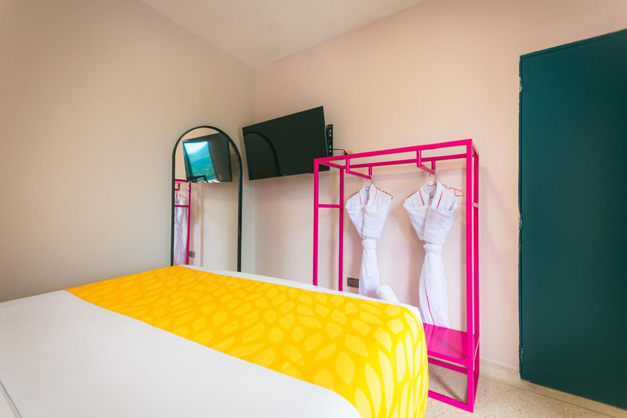 Del Tropico Hotel Sopetran Rum bild