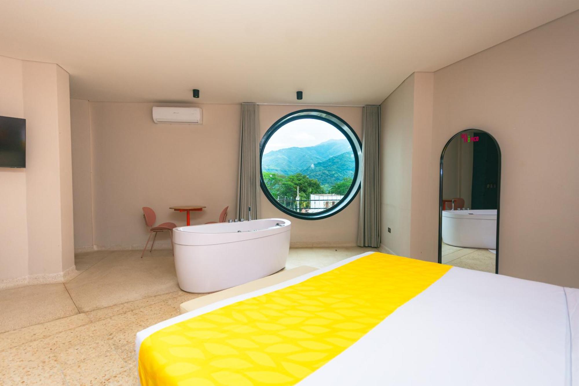 Del Tropico Hotel Sopetran Rum bild